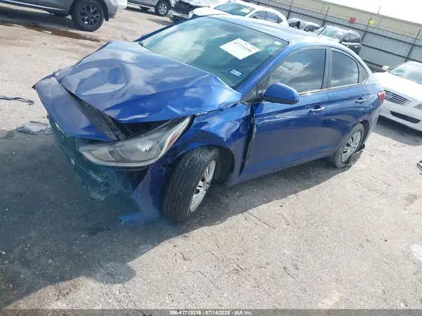 3KPC24A61LE122895 2020 HYUNDAI ACCENT - Image 2