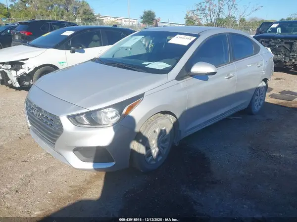 3KPC24A61LE125506 2020 HYUNDAI ACCENT - Image 2
