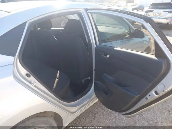 3KPC24A61LE125506 2020 HYUNDAI ACCENT - Image 8