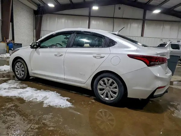 3KPC24A61ME130786 2021 HYUNDAI ACCENT - Image 2