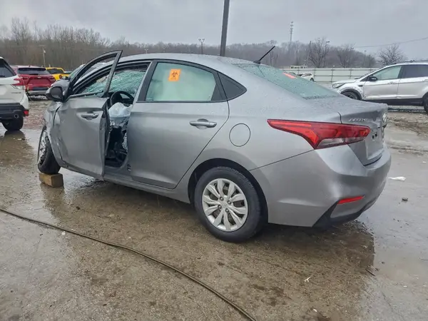 3KPC24A61ME143456 2021 HYUNDAI ACCENT - Image 2