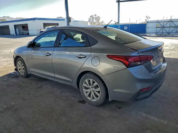 3KPC24A61NE155818 2022 HYUNDAI ACCENT - Image 2