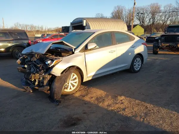 3KPC24A61NE157732 2022 HYUNDAI ACCENT - Image 2