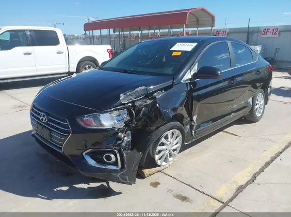 3KPC24A61NE157990 2022 HYUNDAI ACCENT - Image 2