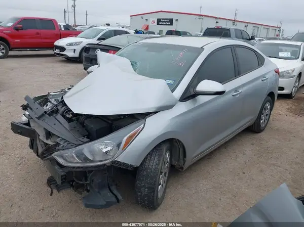 3KPC24A61NE168035 2022 HYUNDAI ACCENT - Image 2