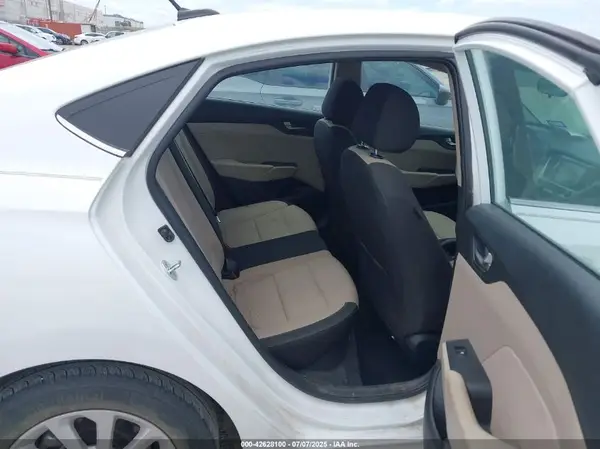 3KPC24A61NE168634 2022 HYUNDAI ACCENT - Image 8