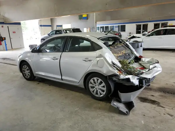 3KPC24A61NE171582 2022 HYUNDAI ACCENT - Image 2