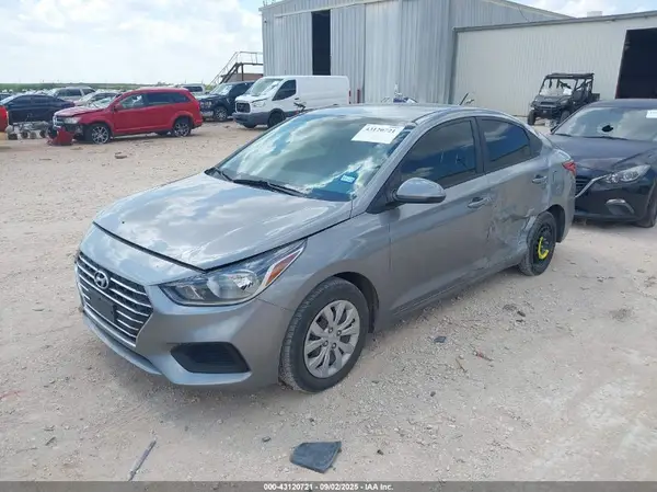 3KPC24A61NE175373 2022 HYUNDAI ACCENT - Image 2