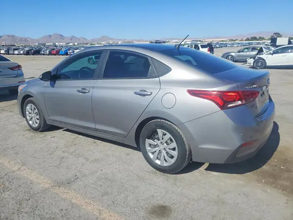 3KPC24A61NE186289 2022 HYUNDAI ACCENT - Image 2