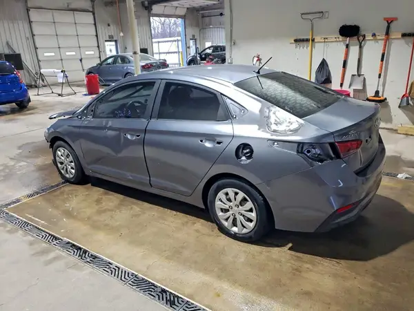 3KPC24A62LE103885 2020 HYUNDAI ACCENT - Image 2