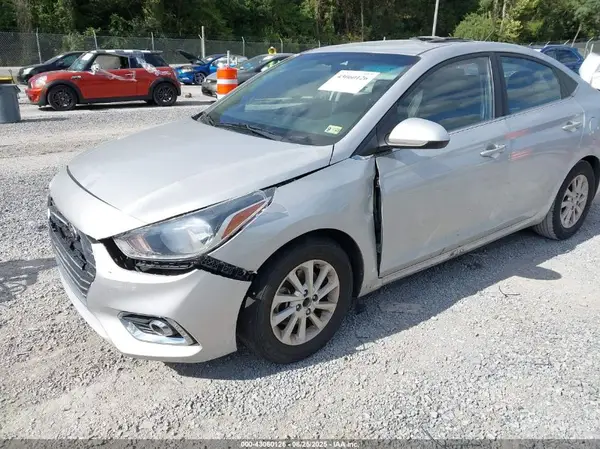 3KPC24A62LE108214 2020 HYUNDAI ACCENT - Image 2