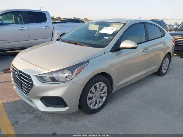 3KPC24A62LE120959 2020 HYUNDAI ACCENT - Image 2