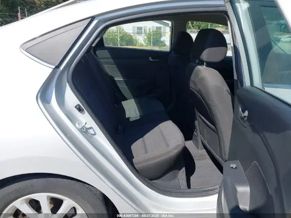 3KPC24A62ME145720 2021 HYUNDAI ACCENT - Image 8