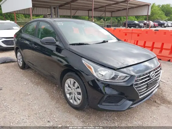 3KPC24A62ME147077 2021 HYUNDAI ACCENT - Image 1