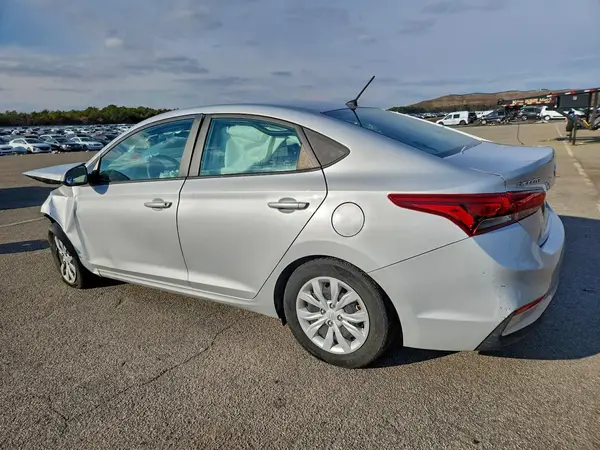 3KPC24A62ME153493 2021 HYUNDAI ACCENT - Image 2