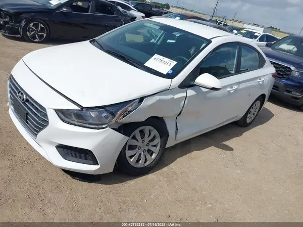 3KPC24A62NE157500 2022 HYUNDAI ACCENT - Image 2