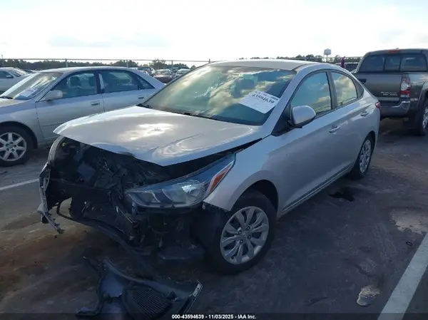 3KPC24A62NE159165 2022 HYUNDAI ACCENT - Image 2