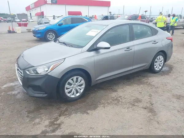 3KPC24A62NE160042 2022 HYUNDAI ACCENT - Image 2