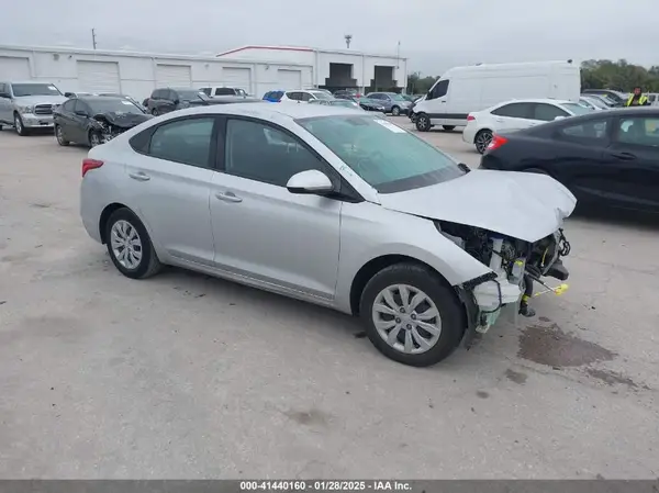 3KPC24A62NE161255 2022 HYUNDAI ACCENT - Image 1