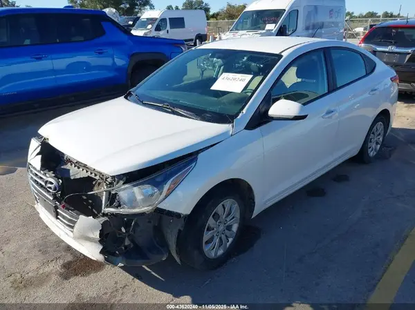 3KPC24A62NE178606 2022 HYUNDAI ACCENT - Image 2