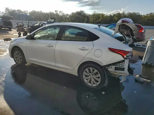 3KPC24A62NE183465 2022 HYUNDAI ACCENT - Image 2