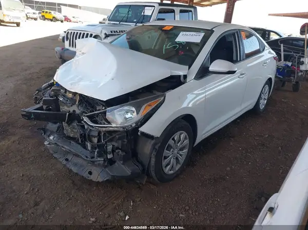 3KPC24A63LE092895 2020 HYUNDAI ACCENT - Image 2