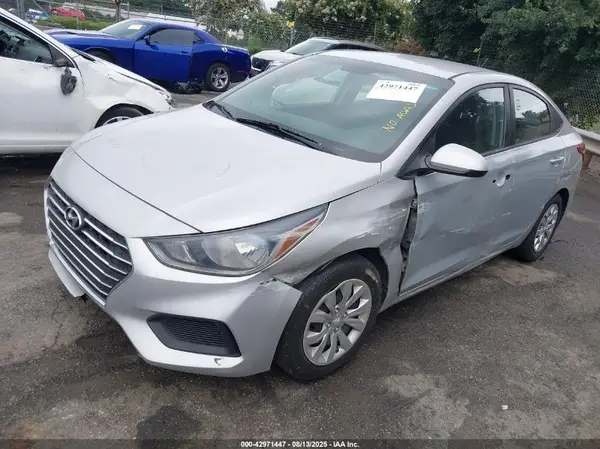 3KPC24A63LE099779 2020 HYUNDAI ACCENT - Image 2