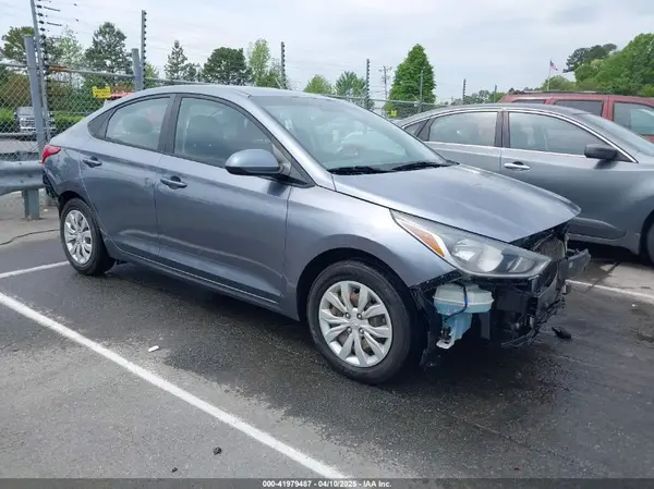 3KPC24A63LE109808 2020 HYUNDAI ACCENT - Image 1
