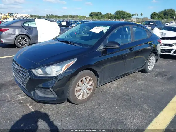 3KPC24A63LE114653 2020 HYUNDAI ACCENT - Image 2