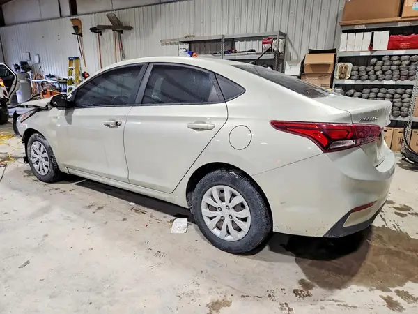 3KPC24A63LE116256 2020 HYUNDAI ACCENT - Image 2