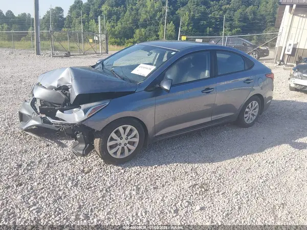 3KPC24A63LE120923 2020 HYUNDAI ACCENT - Image 2