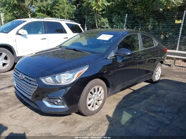3KPC24A63LE123613 2020 HYUNDAI ACCENT - Image 2