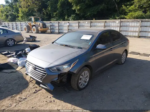 3KPC24A63LE126043 2020 HYUNDAI ACCENT - Image 2