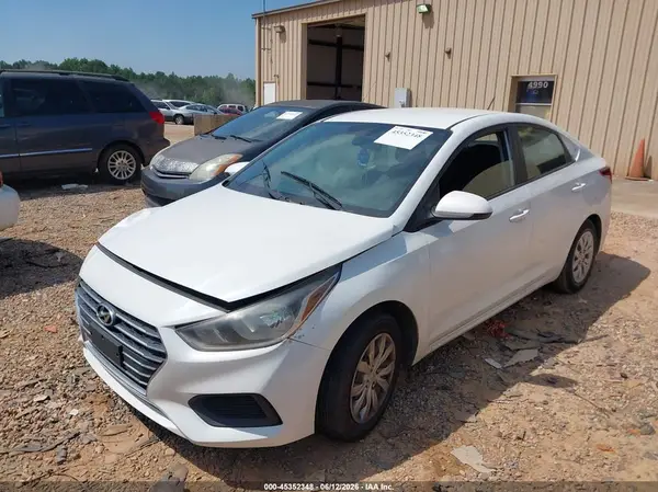 3KPC24A63ME130563 2021 HYUNDAI ACCENT - Image 2