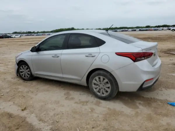 3KPC24A63ME131888 2021 HYUNDAI ACCENT - Image 2