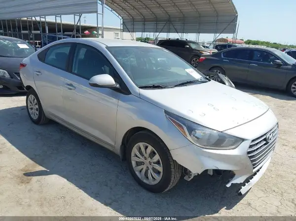 3KPC24A63ME139599 2021 HYUNDAI ACCENT - Image 1