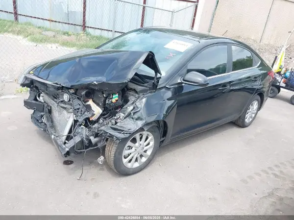 3KPC24A63ME148528 2021 HYUNDAI ACCENT - Image 2