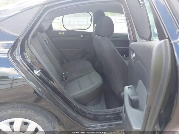 3KPC24A63ME148657 2021 HYUNDAI ACCENT - Image 8