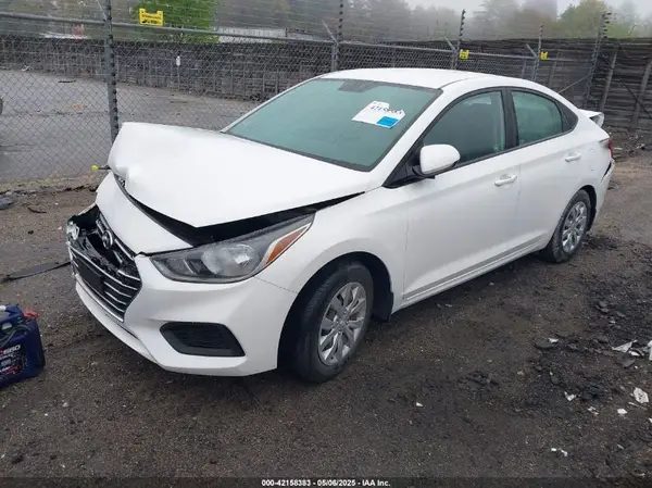 3KPC24A63ME152837 2021 HYUNDAI ACCENT - Image 2