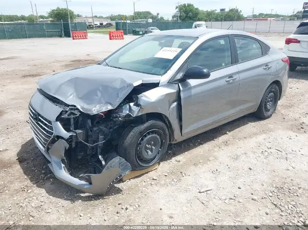 3KPC24A63NE155481 2022 HYUNDAI ACCENT - Image 2
