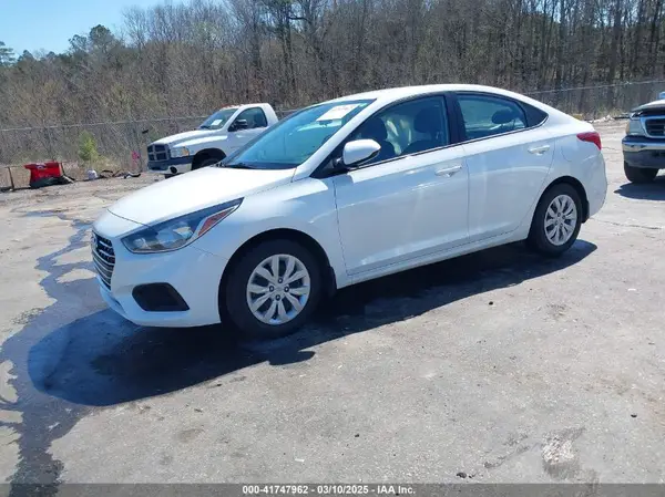 3KPC24A63NE157599 2022 HYUNDAI ACCENT - Image 2