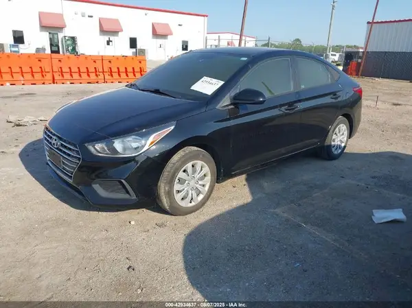 3KPC24A63NE160499 2022 HYUNDAI ACCENT - Image 2