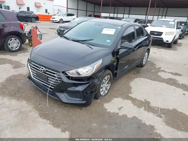 3KPC24A63NE176864 2022 HYUNDAI ACCENT - Image 2