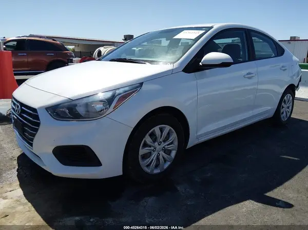 3KPC24A63NE178243 2022 HYUNDAI ACCENT - Image 2