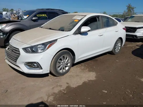 3KPC24A63NE178694 2022 HYUNDAI ACCENT - Image 2