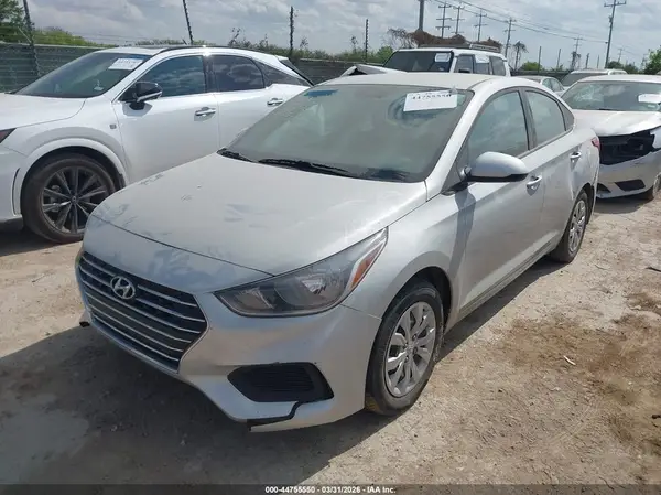 3KPC24A63NE185354 2022 HYUNDAI ACCENT - Image 2