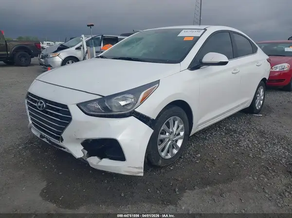 3KPC24A63NE186035 2022 HYUNDAI ACCENT - Image 2