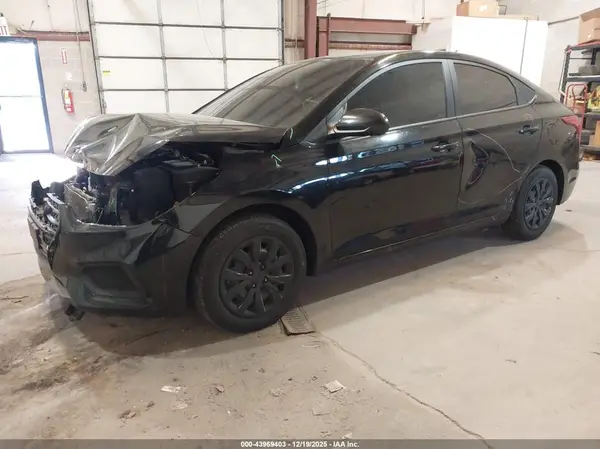 3KPC24A63NE186360 2022 HYUNDAI ACCENT - Image 2