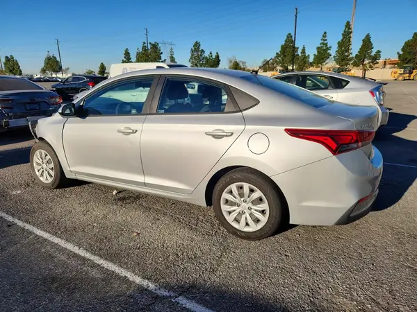 3KPC24A64LE096311 2020 HYUNDAI ACCENT - Image 2