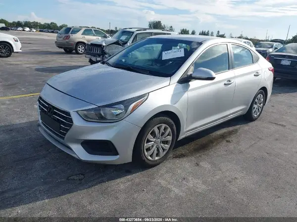 3KPC24A64LE096647 2020 HYUNDAI ACCENT - Image 2